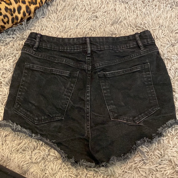 Zara Jean shorts - Picture 2 of 2